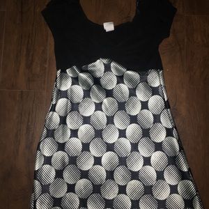 Silver and Black Circular Design Top